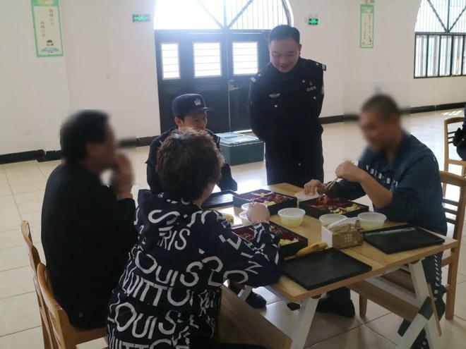 】四岔河监狱尹吕恺：坚守初心的破题者开元棋牌【2024年度优秀主管警官(图7)